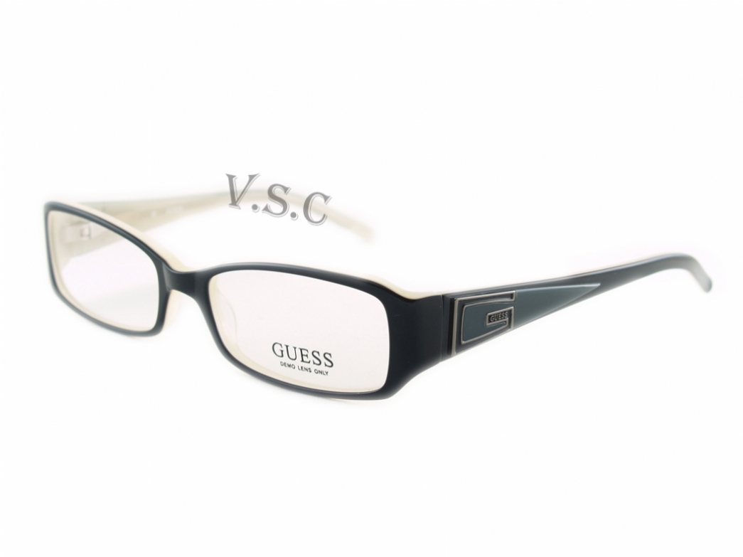 GUESS 1559 in BLK
