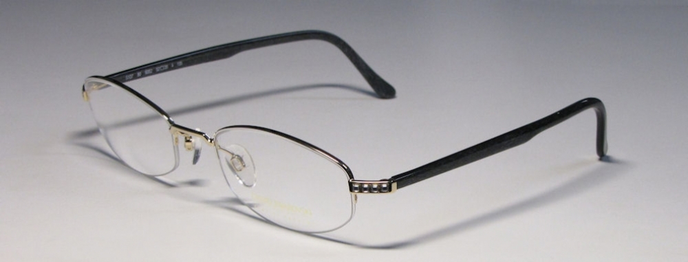 SWAROVSKI S137 in 6052