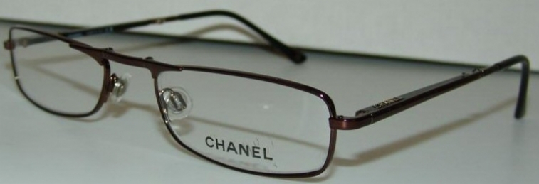CHANEL 2104 in 296