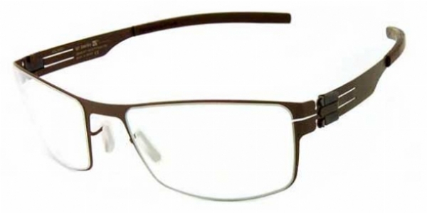 IC BERLIN ARTHUR M2006 in CHC