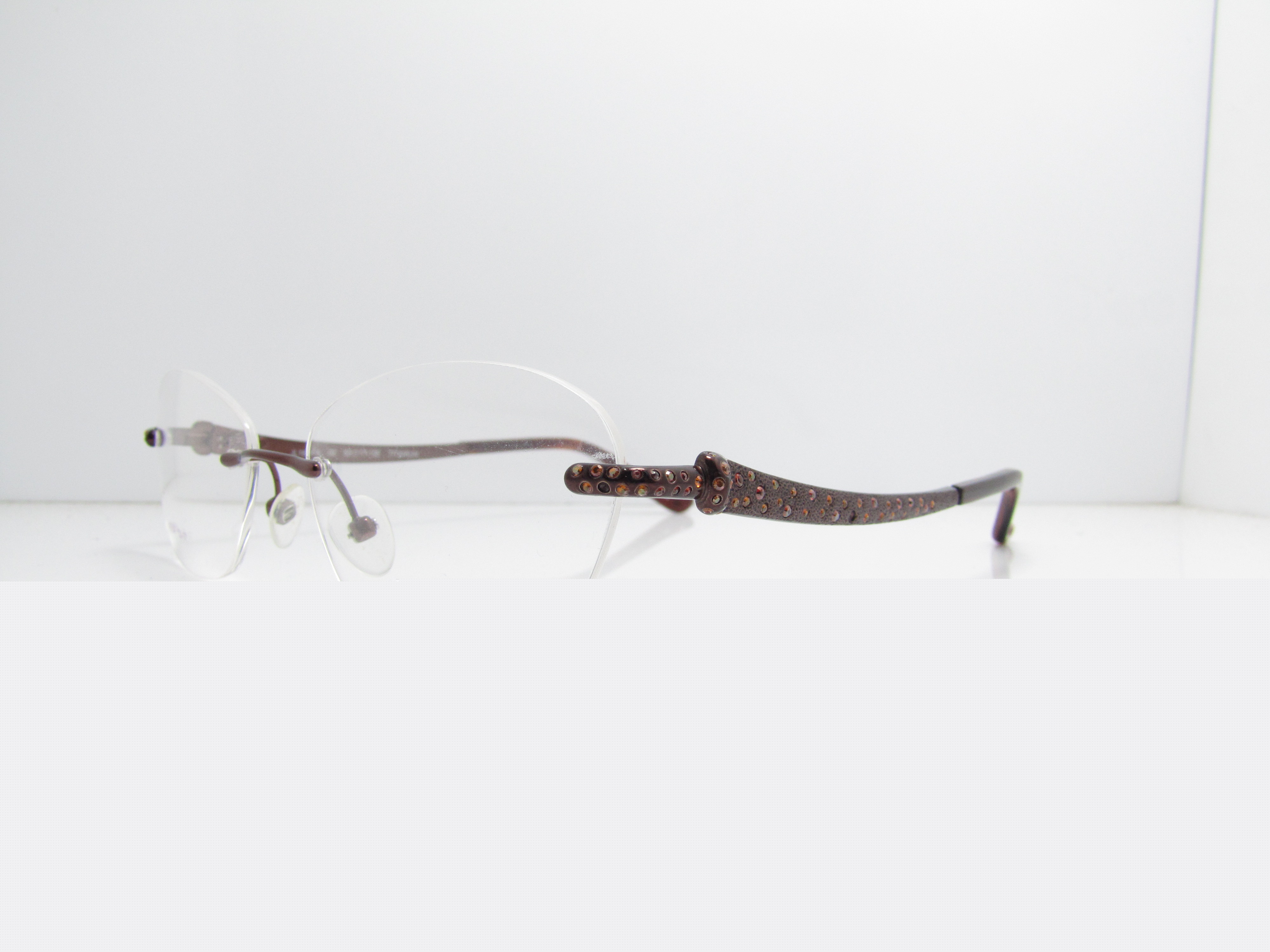 JUDITH LEIBER 1635A in 02