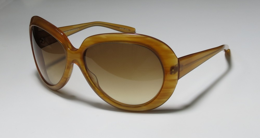 BARTON PERREIRA SOCIALITE in GOHOMB