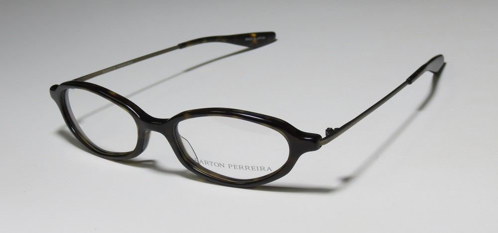 BARTON PERREIRA JULIETTE in DAWANG