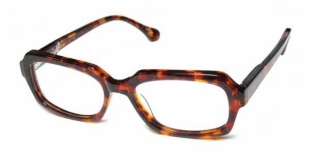 ELIZABETH AND JAMES NICHOLLS in TT0300