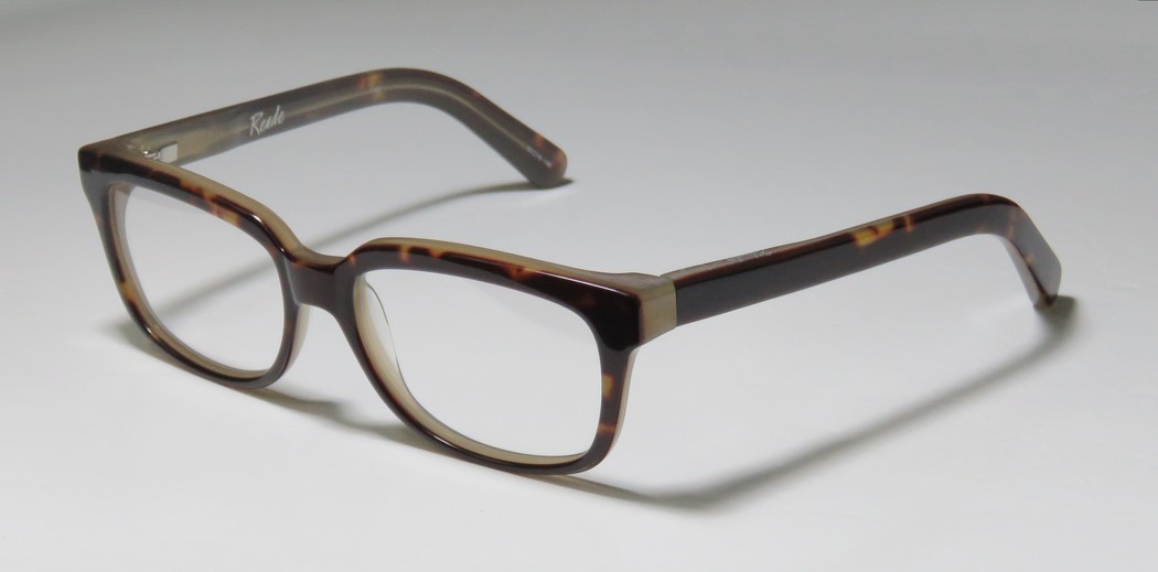 ELIZABETH AND JAMES READE in TT07