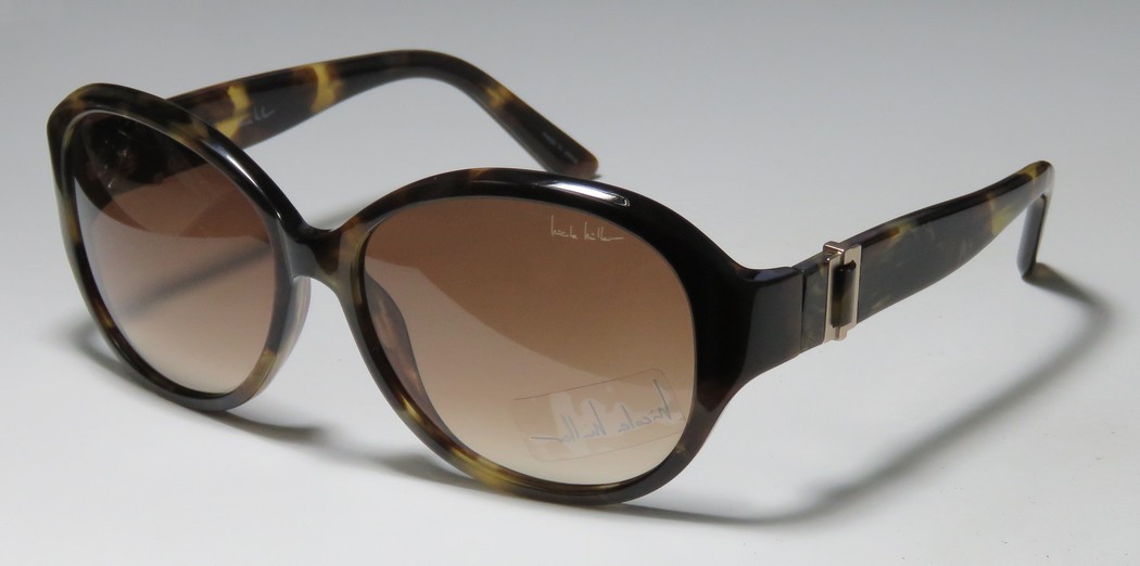 NICOLE MILLER MADISON in C02