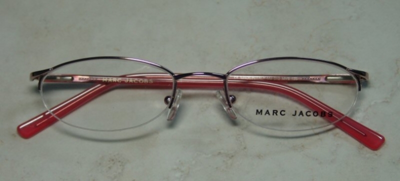 MARC JACOBS 010 in MV6