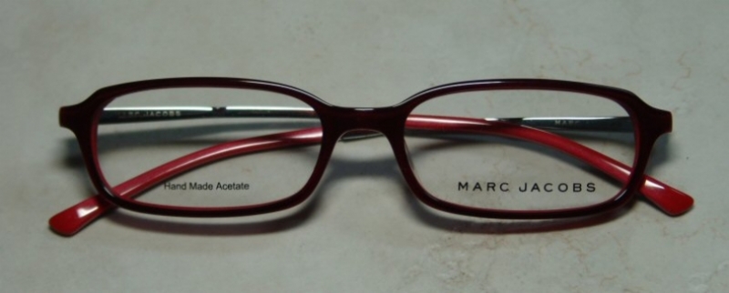 MARC JACOBS 058 in Q63