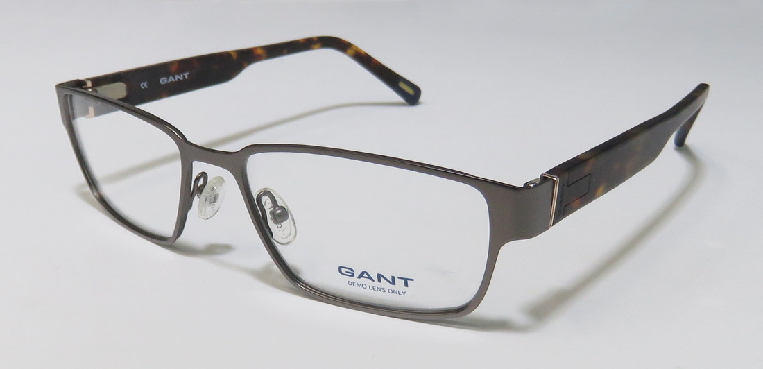 GANT 3002 in SGUNTO
