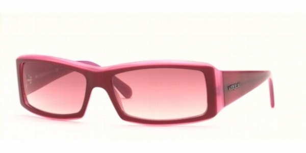 VOGUE 2419 in 133989