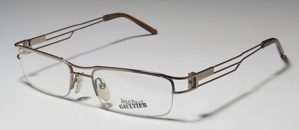 JEAN PAUL GAULTIER 046 in A40