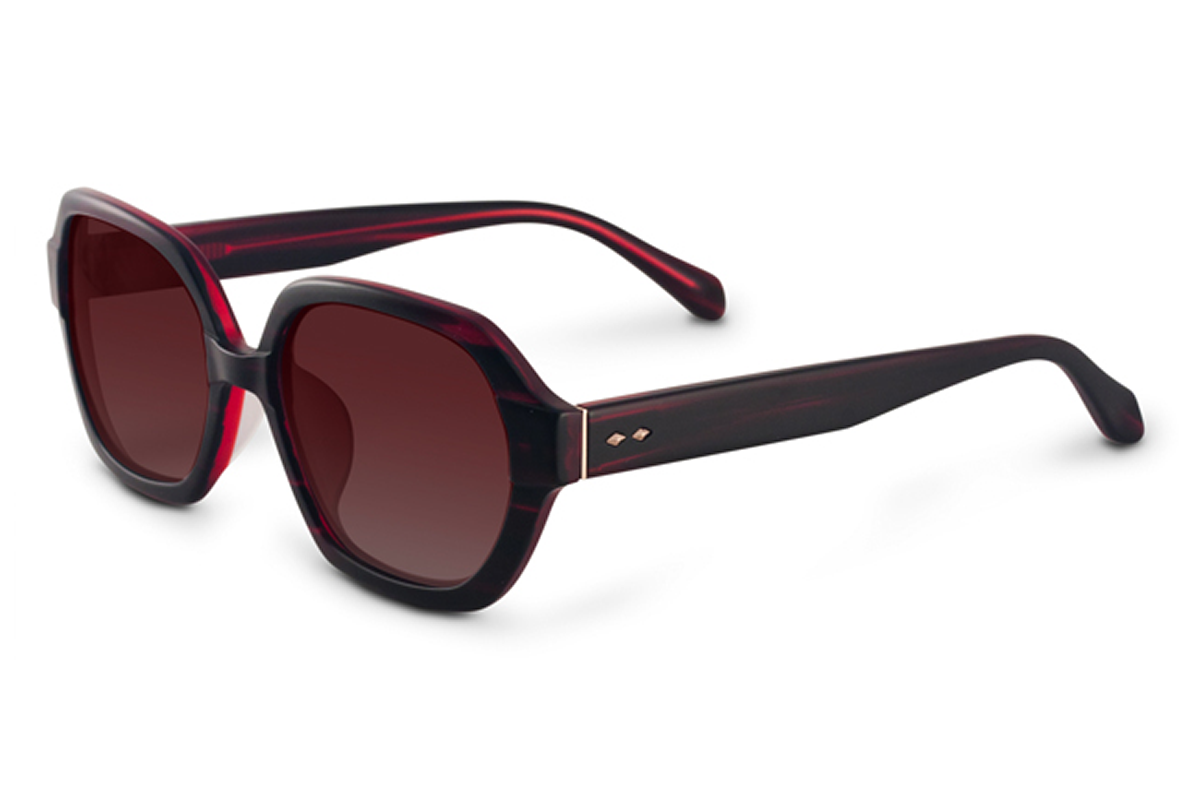 SAMA AUDREY in MATTESCARLET