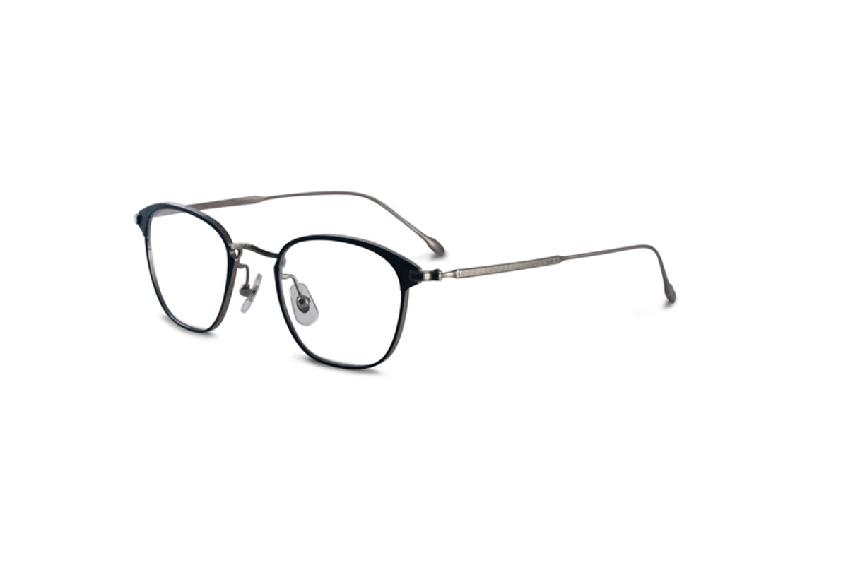 SAMA 1990 in BLUETITANIUM