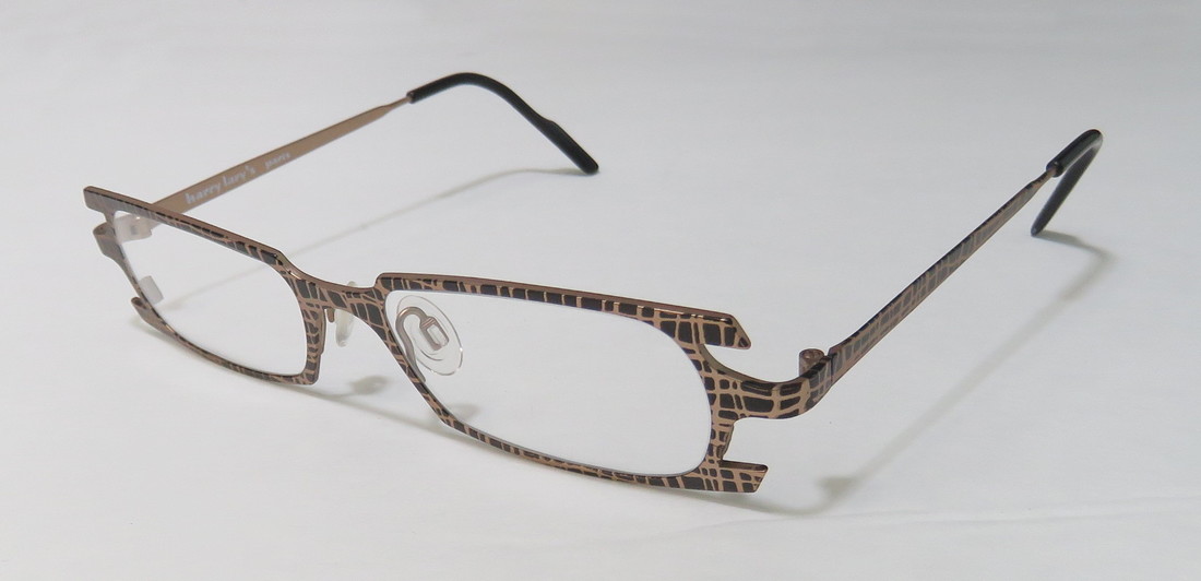 HARRY LARYS TERRORY in 506